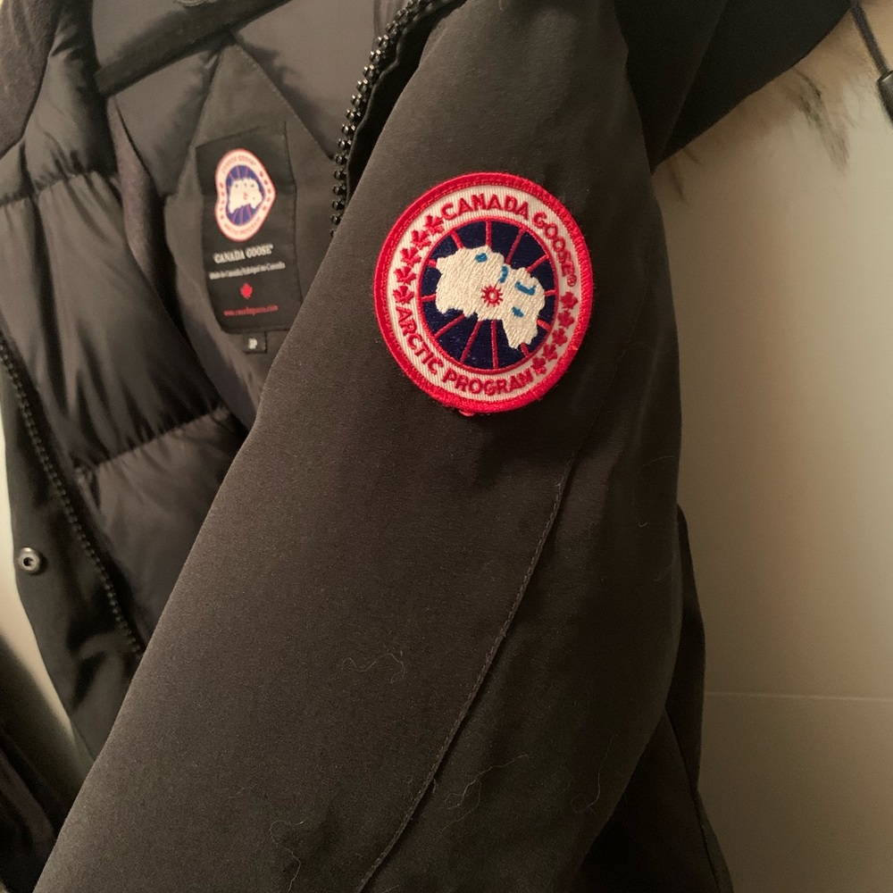 Canada Goose - Picture 4 of 7